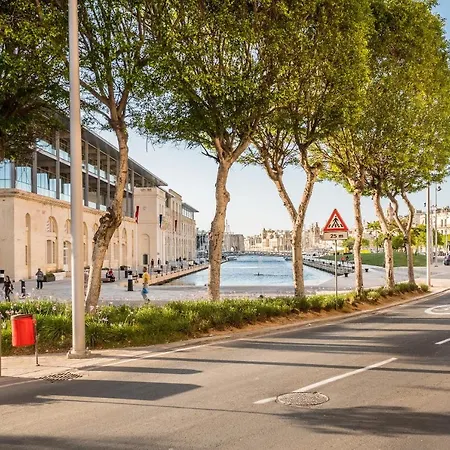 A Sizeable Knights-era House Of Character * Cospicua