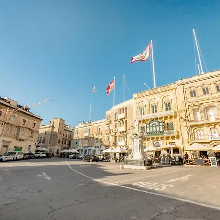 A Sizeable Knights-era House Of Character * Cospicua